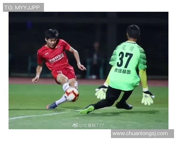 武汉足球队以74分稳居锦标赛积分榜首位，争冠形势喜人